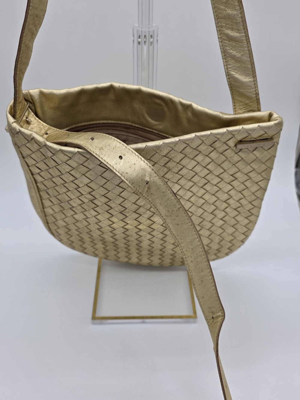 [VINTAGE] Bottega Veneta Metallic Gold Woven Crescent Shoulder Bag w/ COA - Picture 11 of 16